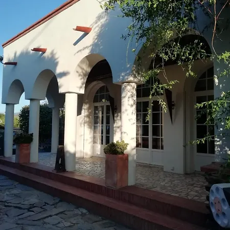 Dans Maison Atypique *